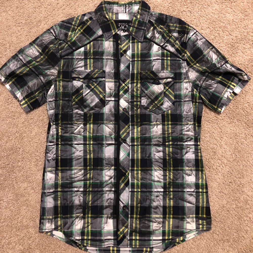 Buckle Black short sleeve button up